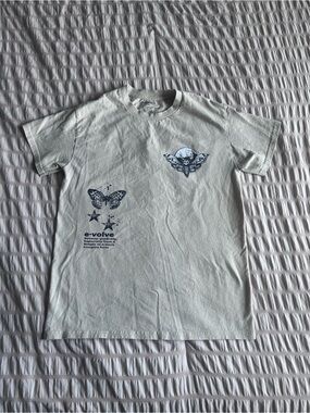 Retrofit Beige Moth Evolve Graphic Short Sleeve Tee (S)